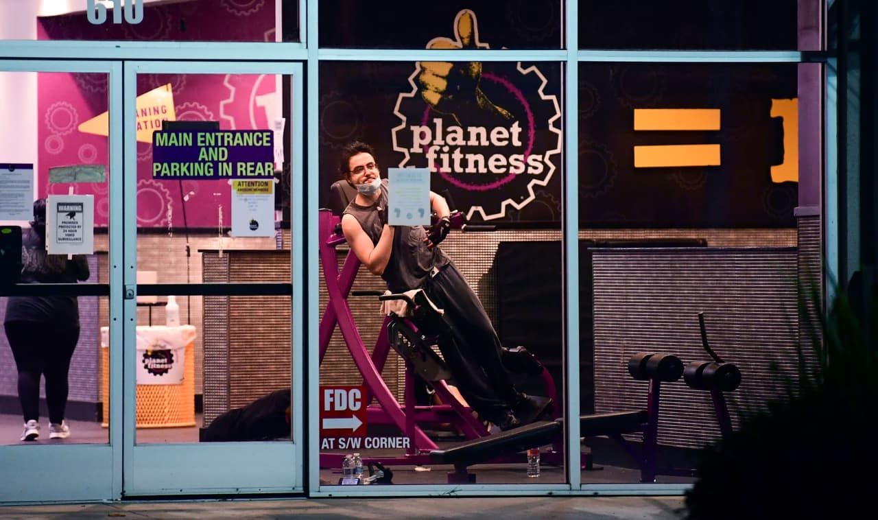 planet fitness | Cap