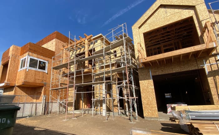 New-home construction falters, but support for a home-building frenzy  remains - MarketWatch