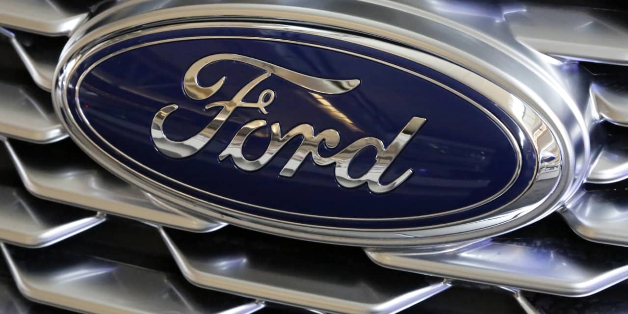 #: Ford to halt Mustang production at Michigan plant for a week due to chip shortage