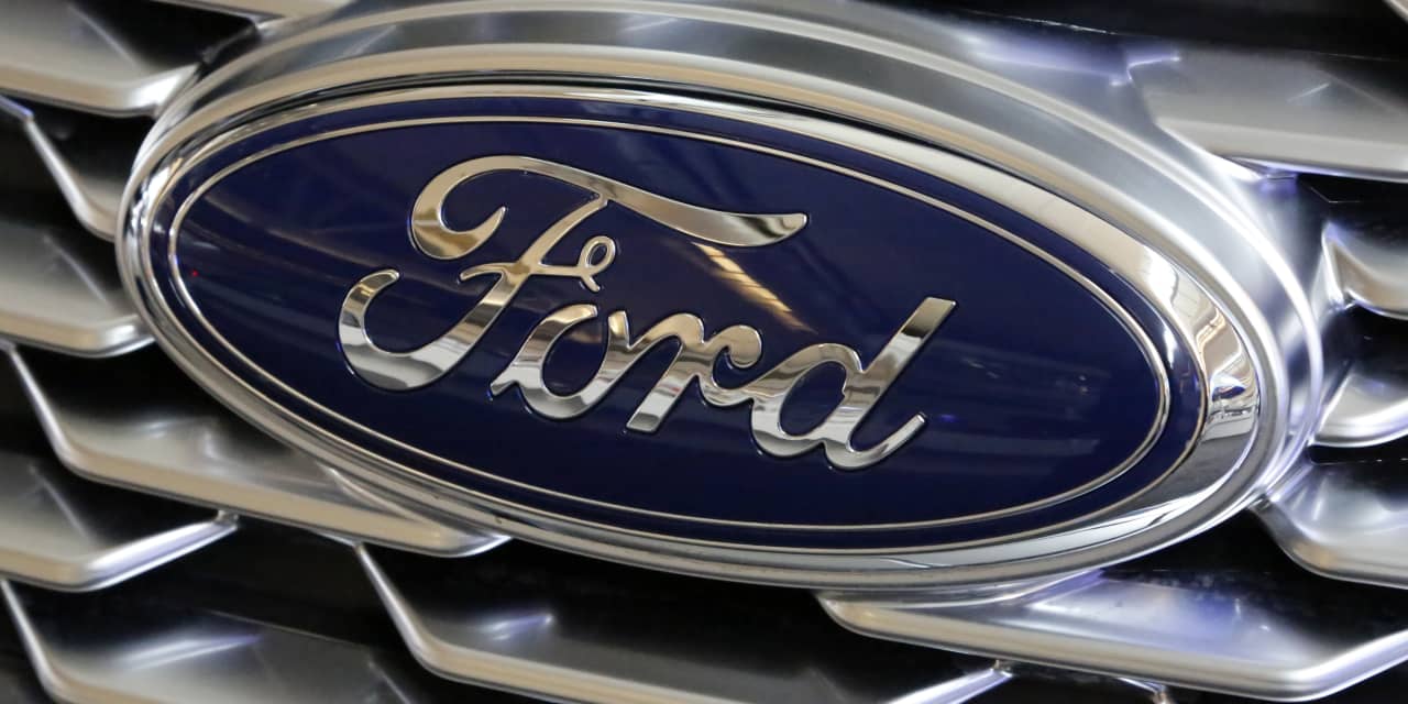 #: Ford to halt Mustang production at Michigan plant for a week due to chip shortage