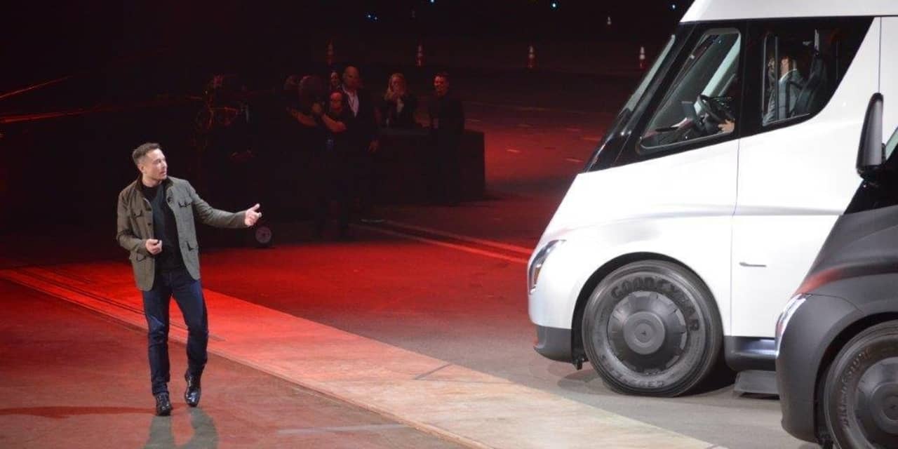 Watch Tesla, Nikola and these other actions as the move reaches a $ 1.5 trillion truck market, says UBS