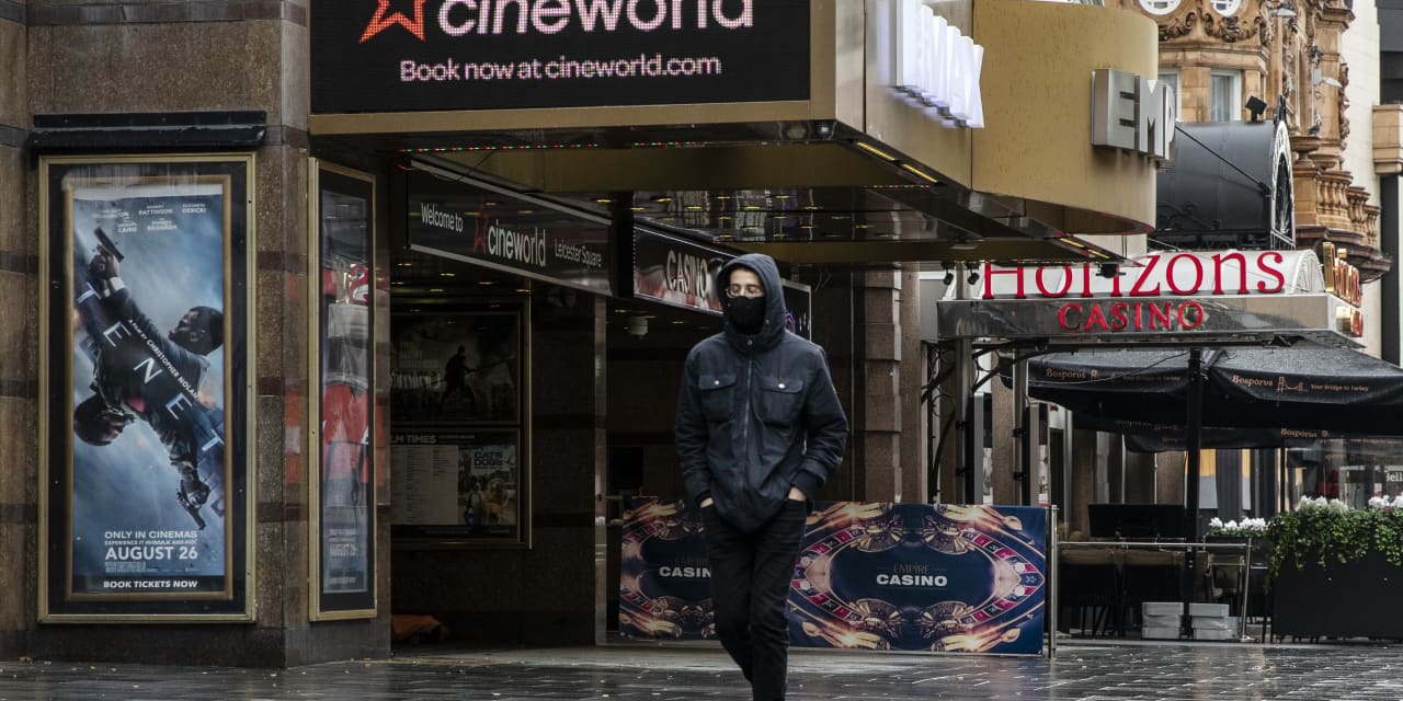 Cineworld rechnet nach schwachen Zuflüssen mit einer erheblichen Aktienverwässerung
