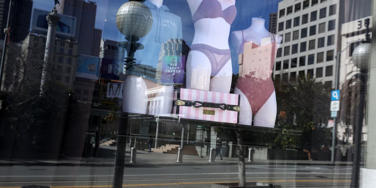 Victoria's Secret parent raises guidance again, and analysts think the stock could go even higher