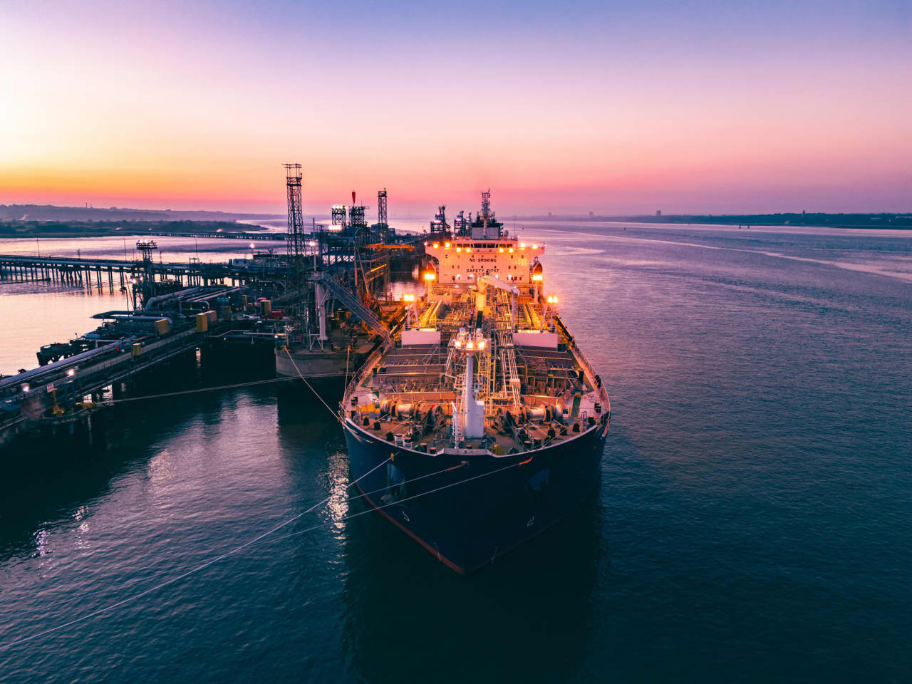 Many big oil tankers remain stuck in Strait of Hormuz — and may not return once they escape