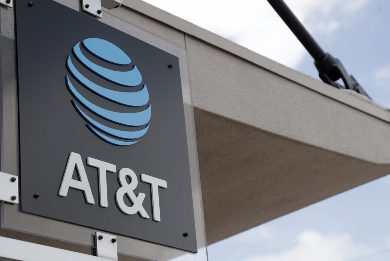 Has AT&T stock been punished enough? One analyst says the ‘bear case ...
