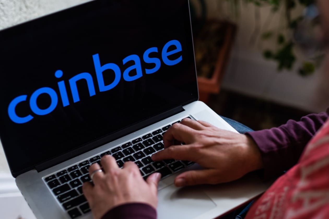 Coinbase stock extends its rally. Is the recent spike warranted