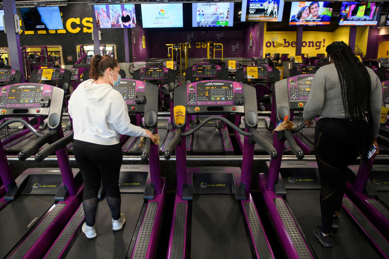 BizHawk: Planet Fitness Opens in Goleta, Business