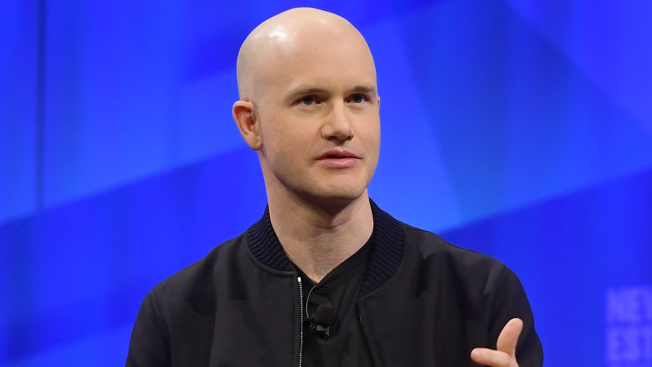 Key Words: Coinbase CEO Brian Armstrong says it’s ‘baffling’ that Sam Bankman-Fried isn’t in custody yet