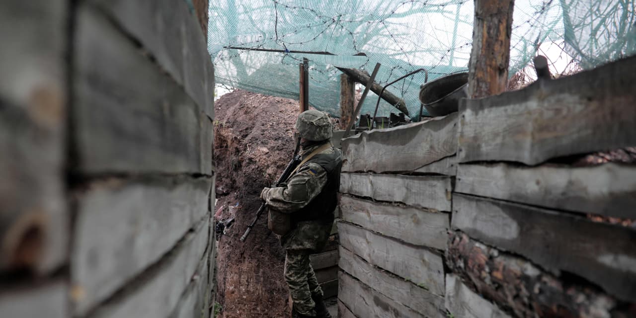 Спутниковые снимки раскрывают новые подробности военной структуры России у границы с Украиной