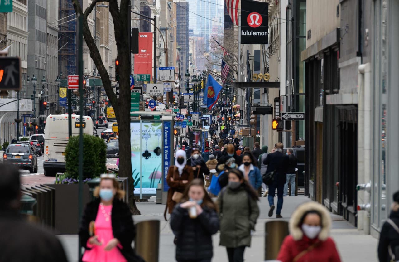 U.S. consumer confidence surges in October to highest level in nine months