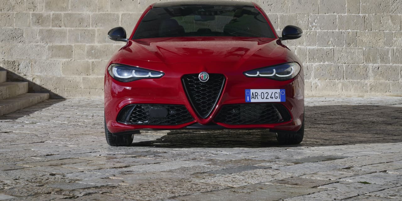 The 2024 Alfa Romeo Giulia review: Easy to love, a little harder to  recommend - MarketWatch