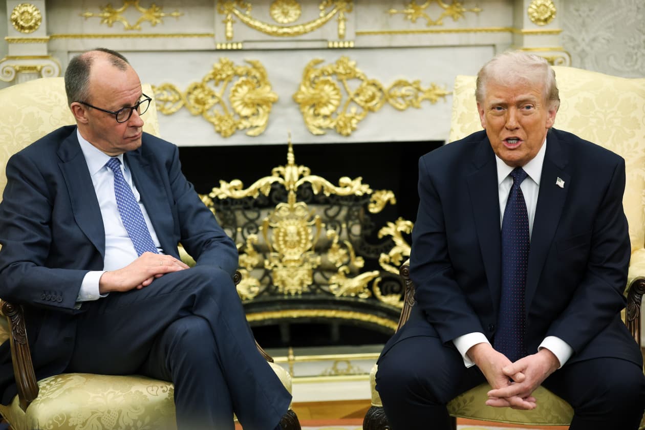 Trump vows Navy escorts, insurance for tankers as he predicts lower oil prices - MarketWatch