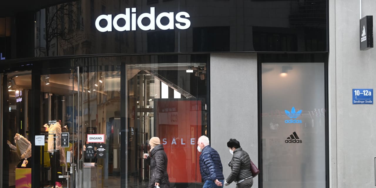 #Dow Jones Newswires: Adidas extends CFO’s contract, while two other executives are on the way out