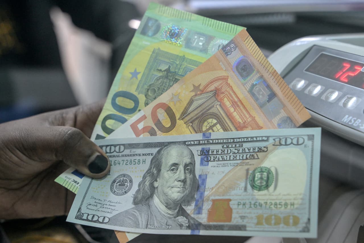 The dollar is struggling to rebound since ‘liberation day.’ Why it may keep falling.
