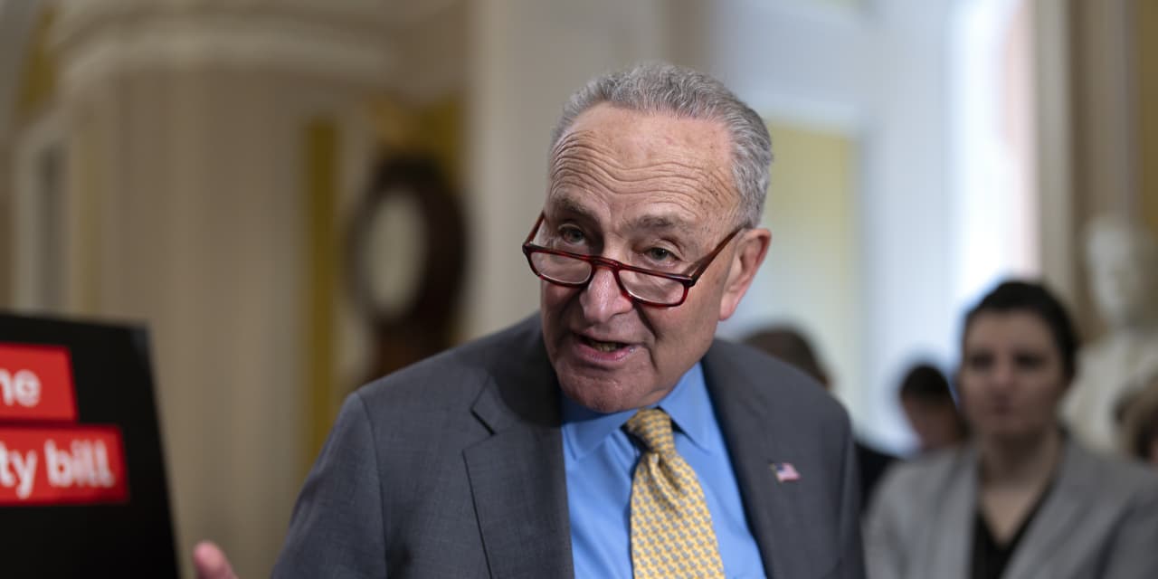 Senate passes bill improving air safety and service for travelers, a ...