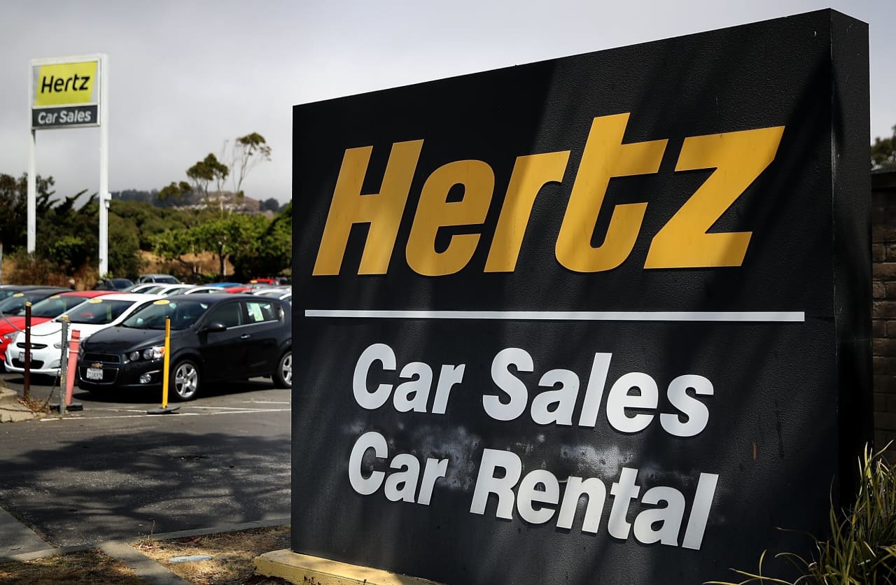 Hertz swaps out its CEO as it looks to revitalize business after failed EV push