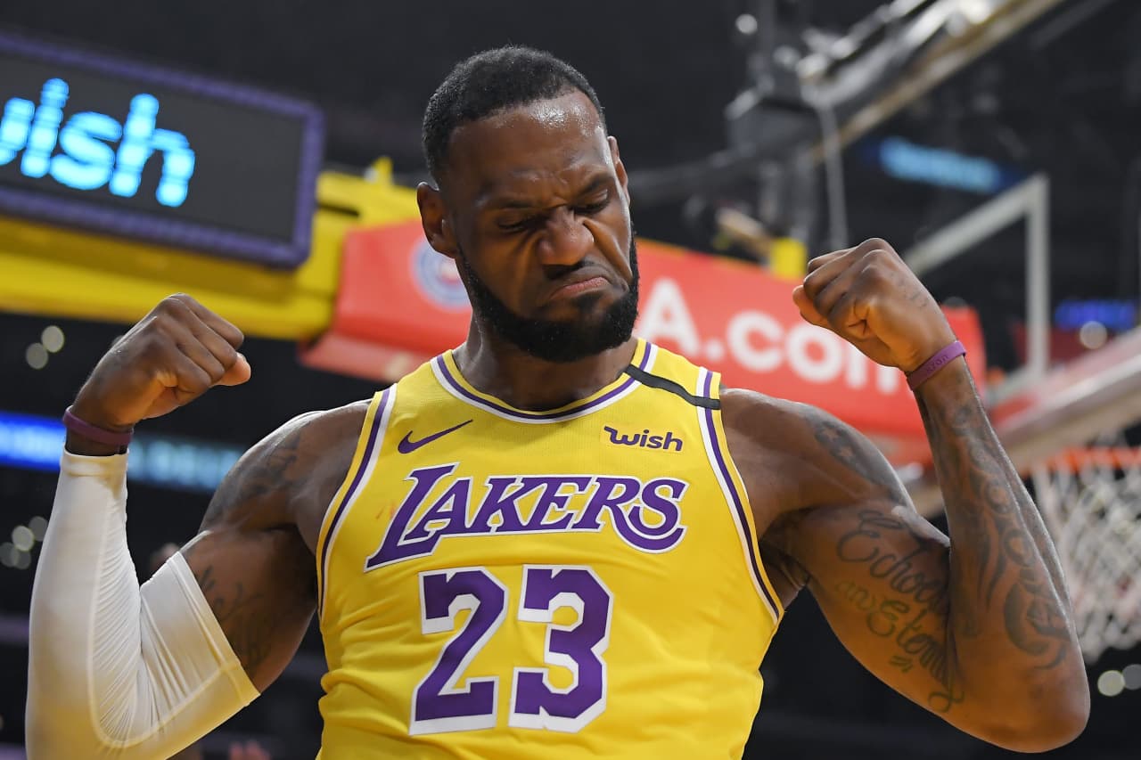 LeBron James becomes highest-paid player in NBA history after 2-year, $97.1  million extension with Lakers - MarketWatch