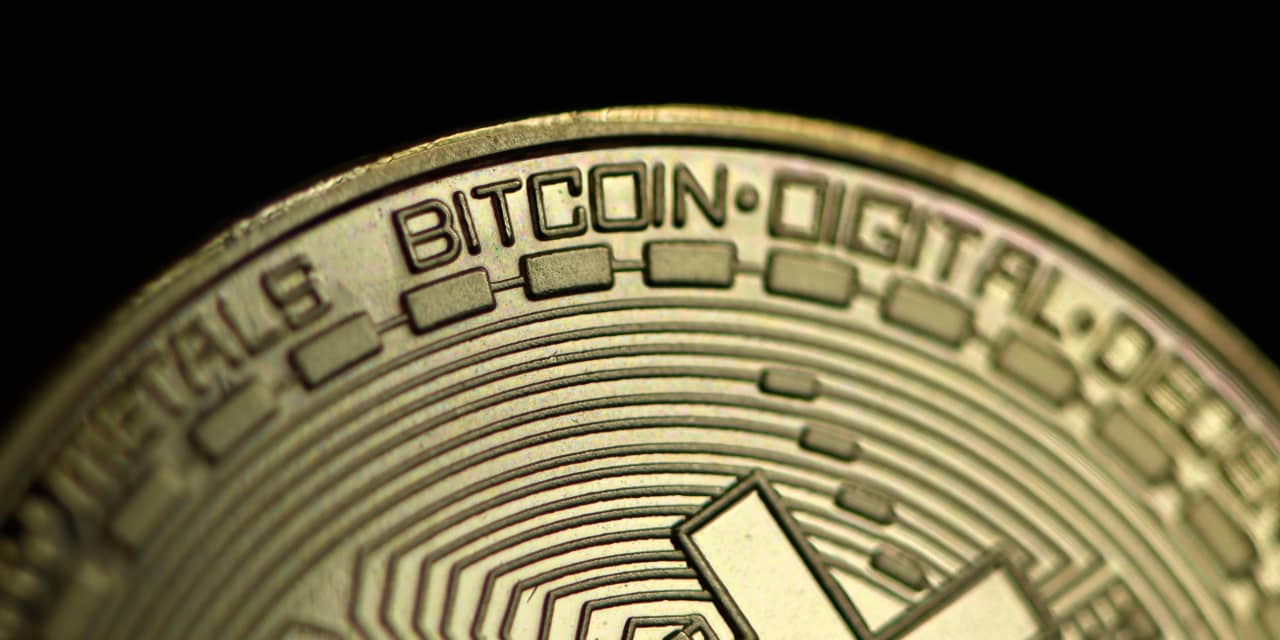 bitcoin trader svetainė visų kriptocurrencinių mainų sąrašas