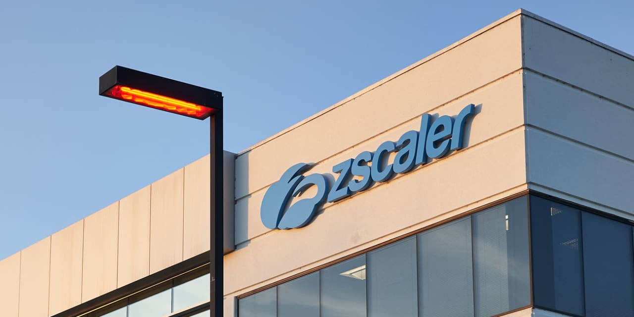 Las acciones de Zscaler caen un 10% debido a un pronóstico conservador, ya que lleva más tiempo cerrar acuerdos