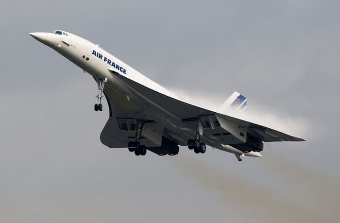United wants to fly a new generation of Concorde-style supersonic jets ...
