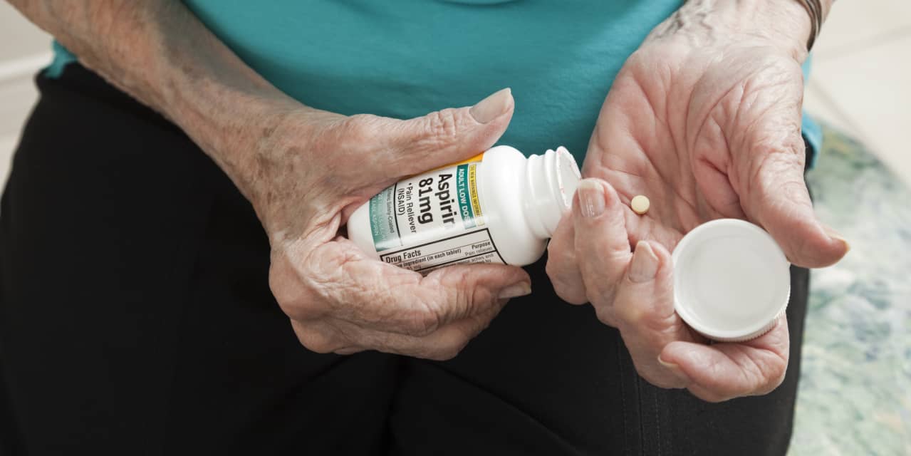 Aspirin does not improve survival in hospitalized COVID-19 patients, found in UK study