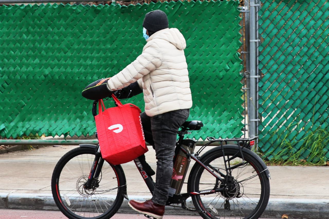 DoorDash heads to Japan as food-delivery wars heat up 