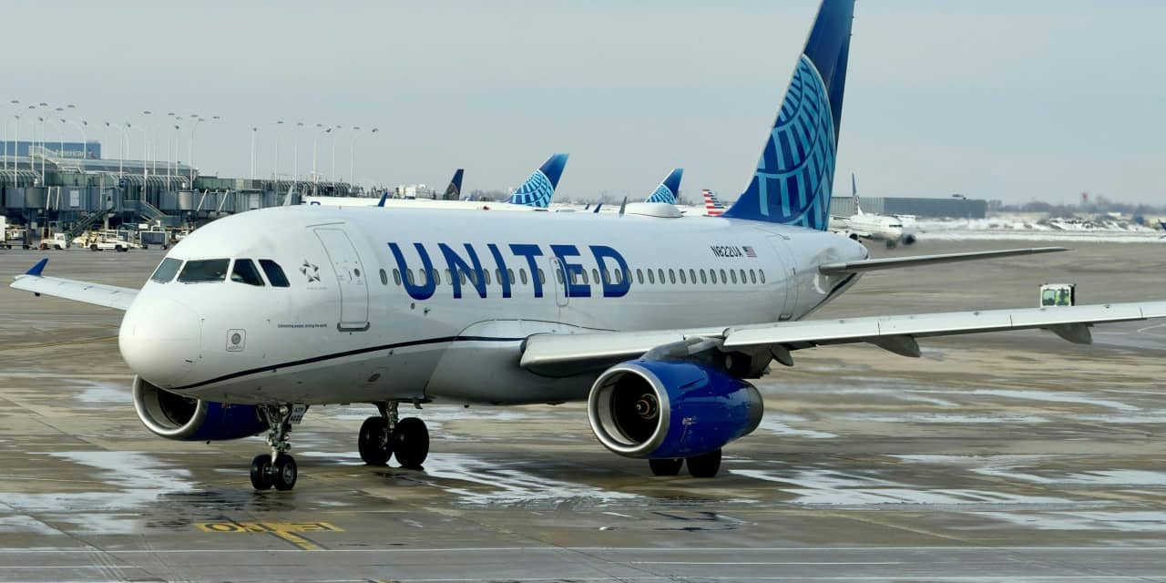 United Airlines rallies on profit forecast. But it’s adapting to the ‘reality’ of Boeing’s difficulties.