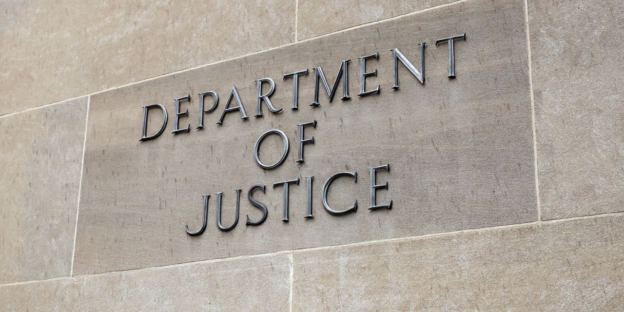#The Wall Street Journal: Justice Department backs antitrust bill targeting Apple, Amazon, Google