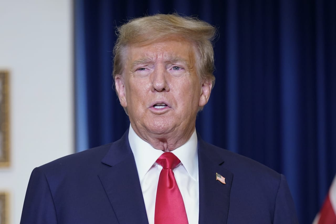 Judge Postpones Trump’s Federal Trial On Plotting To Overturn 2020 ...