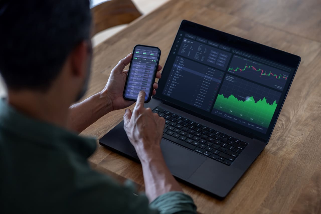 This fund has jumped 1,200% on Anthropic and SpaceX hype. Retail investors should be cautious.