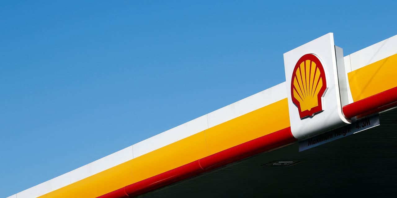 Shell stock tumbles after disappointing results as activist investor Third Point calls for a breakup – MarketWatch