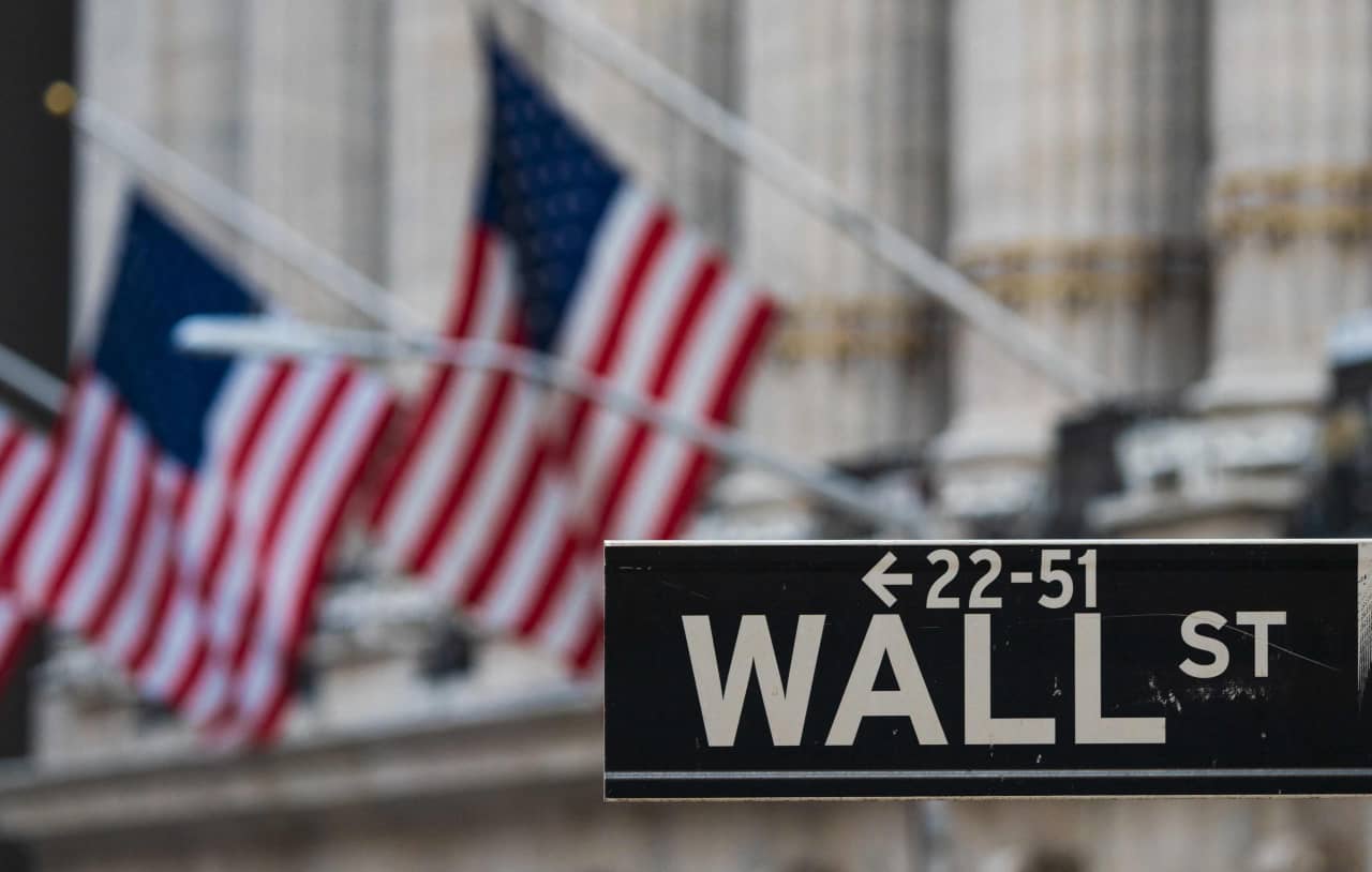 Average annual Wall Street bonus falls to $176,500, in second straight yearly decline