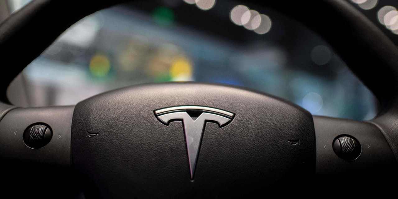 Tesla’s ‘noisy quarter’ gets mixed reviews from Wall Street