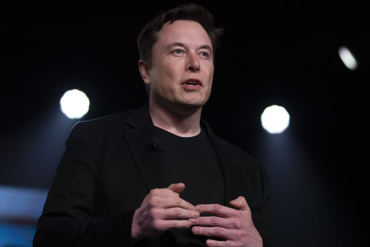 Elon Musk unloads another $1 billion in Tesla stock - MarketWatch