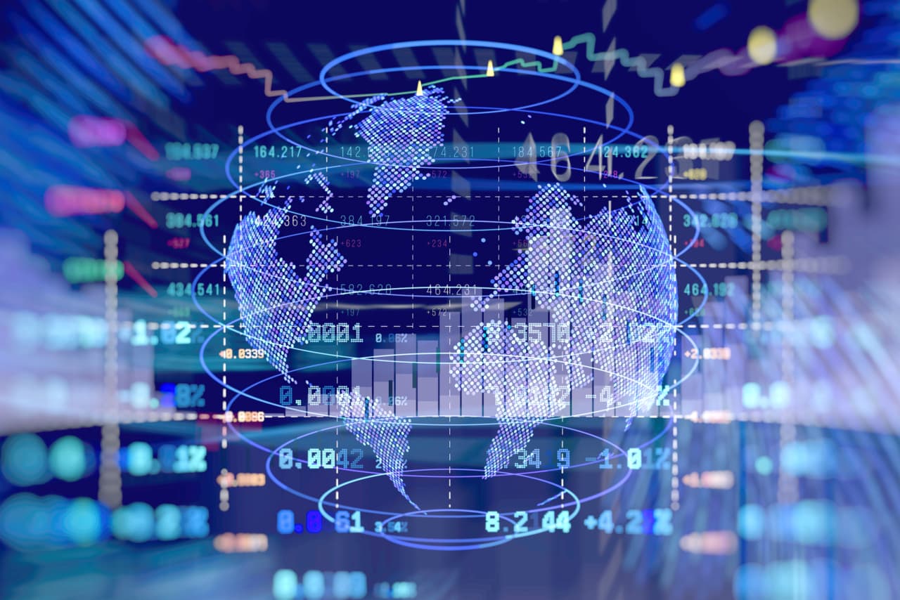 صندوق الزخم يتجنب الأسهم الأمريكية ويتفوق على المنافسة
