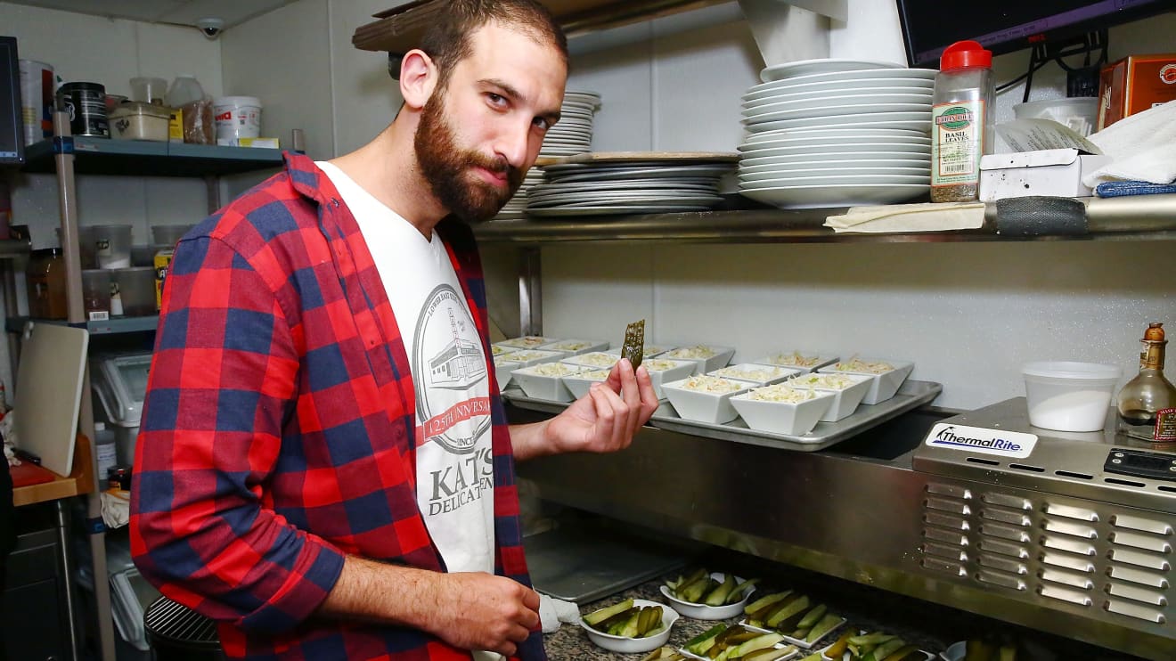 Nyc S Famed Katz S Deli Hosting Micro Weddings Corned Beef Included Marketwatch