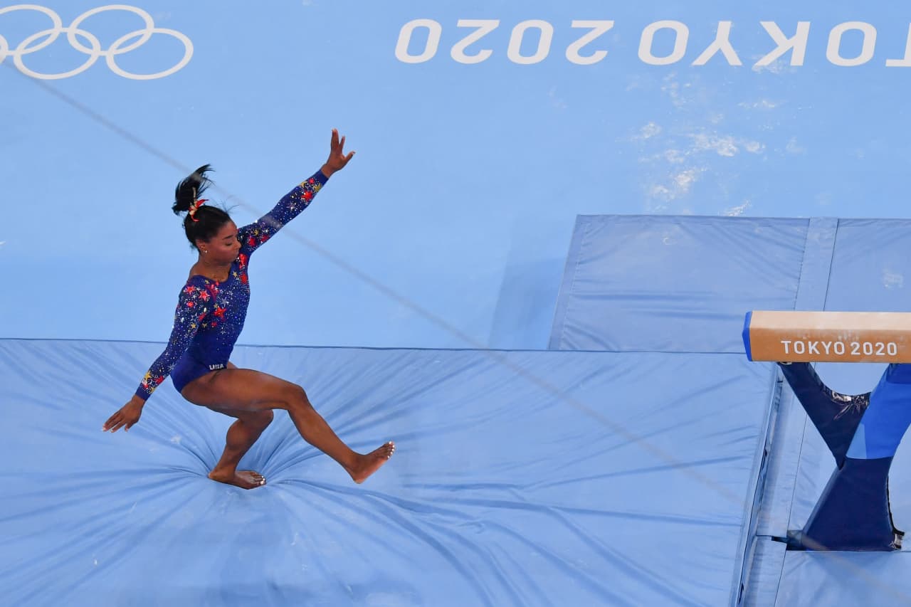 Russians Win Women's Gymnastics Gold As U.S. Star Simone Biles Misses ...