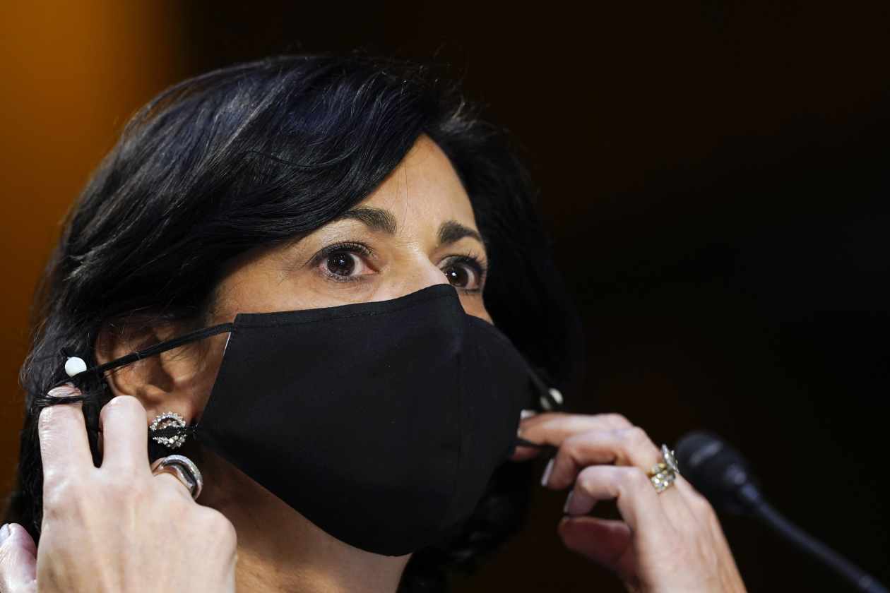 CDC reverses policy on face masks, amid reports of breakthrough ...