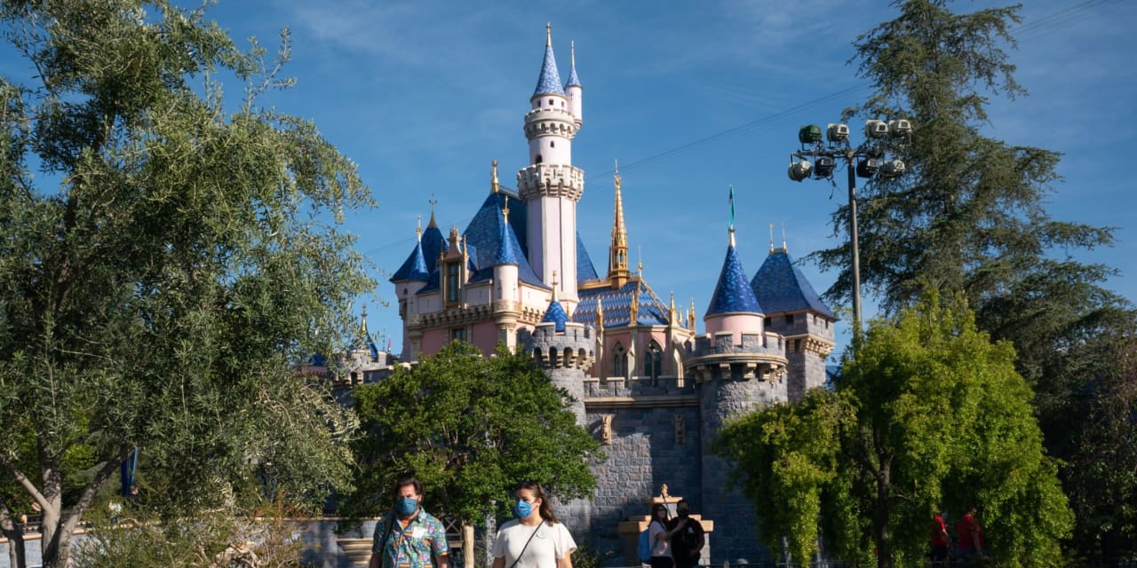 Disneyland makes big change to popular perk