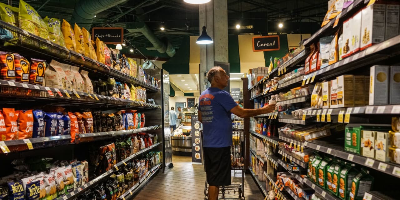 U.S. consumer sentiment falls in July as inflation expectations hit 13-year high