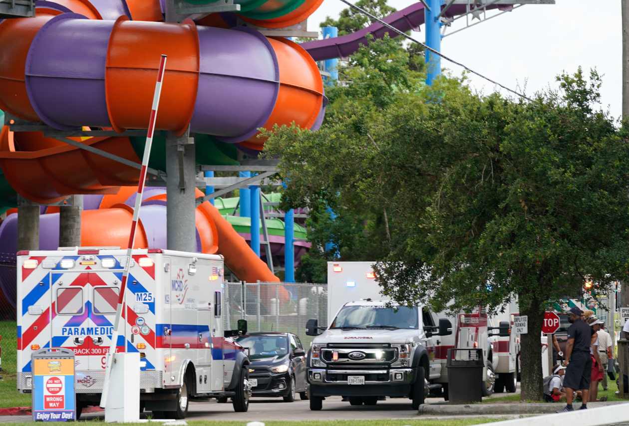 Chemical leak at Texas water park sends 30 people to the hospital ...