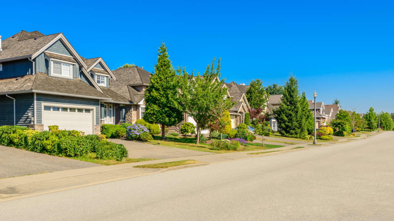 marketwatch.com - Alisa Wolfson - From mortgage rates to home prices, here are 7 things Zillow's home trends expert says to expect of the housing market in 2026