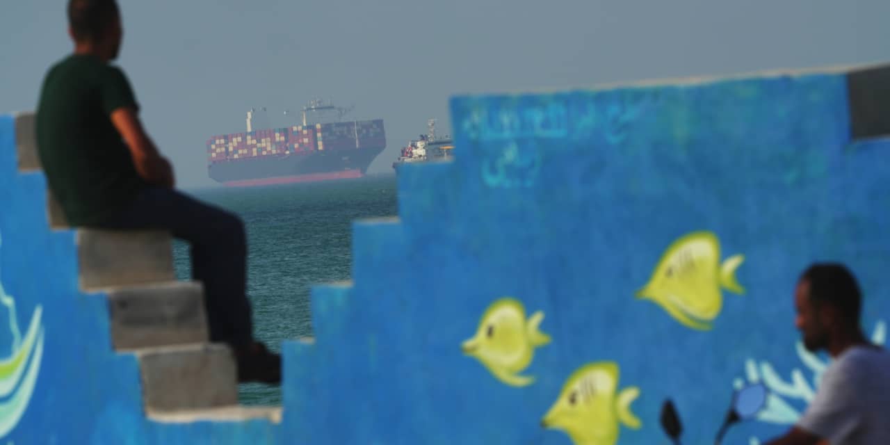 marketwatch.com - Jules Rimmer - Trump and Xi will eventually reopen the Strait of Hormuz, and when they do the dollar goes lower, predicts this strategist