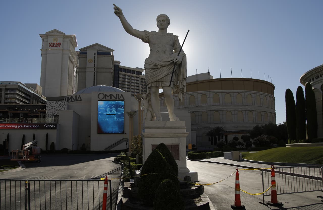 Why You're Losing More to Casinos on the Las Vegas Strip - WSJ