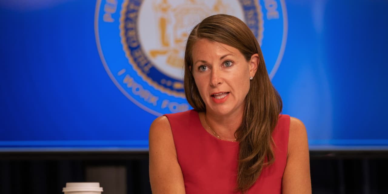 Melissa DeRosa, asistente en jefe del gobernador Andrew Cuomo, renuncia