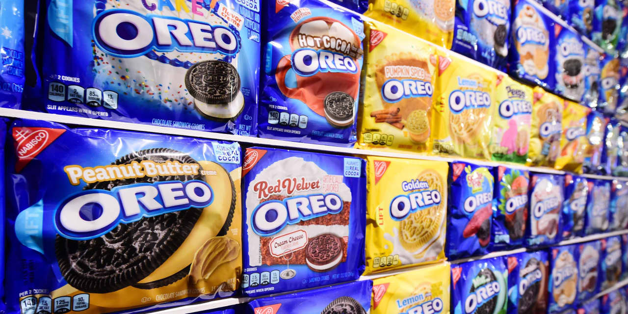 Use of ammonia in Oreo cookies production sparks debate