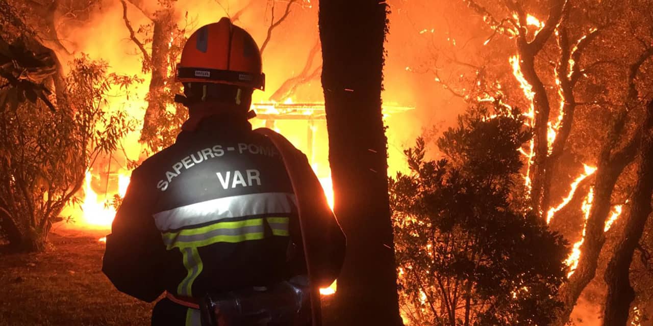 Fire sweep through a furniture. France Wildfire. Франция лес ПАЖРА