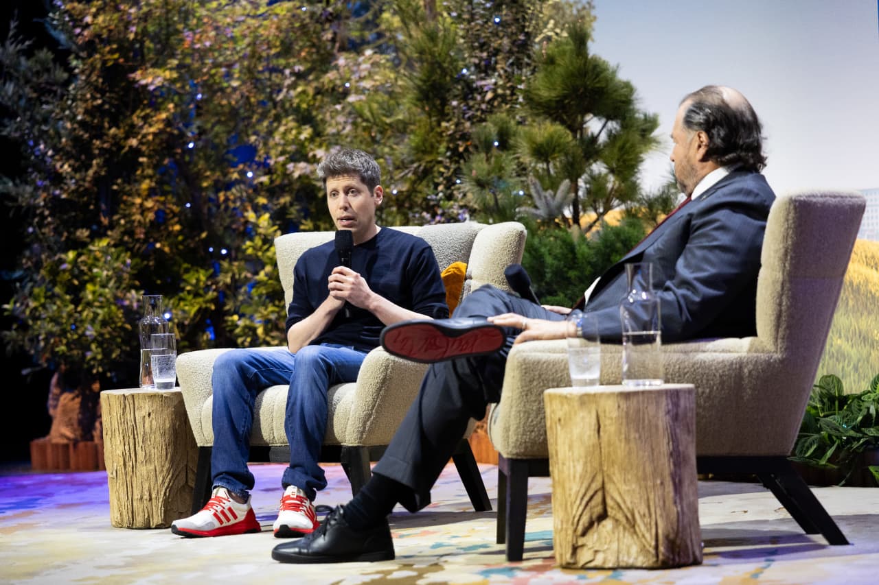 What Altman, Amodei, Huang and Zuckerberg are saying about the raging AI debate