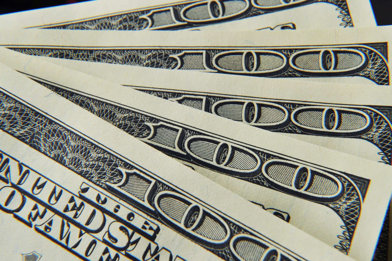 A dollar crunch is looming — but probably not until next year, says strategist