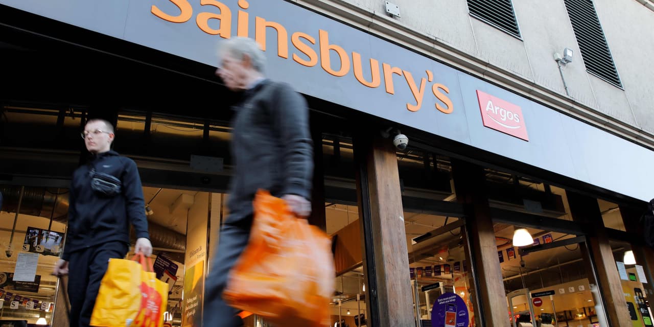 #Dow Jones Newswires: J Sainsbury to close two depots by 2026, affecting 1,400 jobs